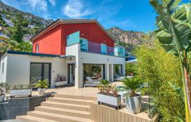 6غرفة ویلا  175 متر مربع ازا, فرانسه. 3,290,000 €