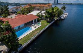 ویلا  – North Miami Beach, فلوریدا, ایالات متحده آمریکا. 1,462,000 €