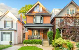 خانه  – Old Toronto, تورنتو, انتاریو,  کانادا. C$2,149,000