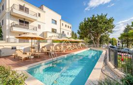 3غرفة آپارتمان  92 متر مربع Radovići, مونته نگرو. 650,000 €