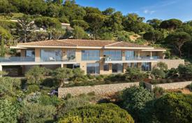 6غرفة ویلا  Grimaud, فرانسه. 6,440,000 €