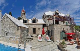 دو خانه بهم چسبیده – براتس, Split-Dalmatia County, کرواسی. 571,000 €