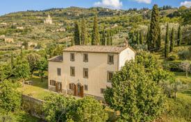 10غرفة کاخ  388 متر مربع Cortona, ایتالیا. Price on request