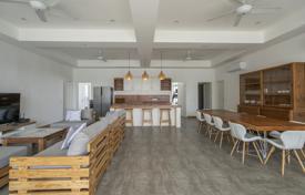 5غرفة ویلا  260 متر مربع Kerobokan, اندونزی. $347,000