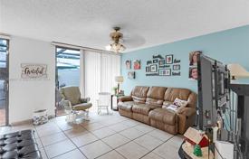 خانه  – Pembroke Pines, Broward, فلوریدا,  ایالات متحده آمریکا. $465,000