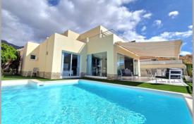 3غرفة ویلا  120 متر مربع کوستا آدخه (تنریف), اسپانیا. 950,000 €