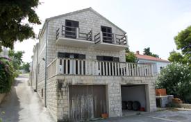 خانه  – Splitska, Split-Dalmatia County, کرواسی. 330,000 €