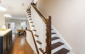 4غرفة  دو خانه بهم متصل Old Toronto, کانادا. C$2,468,000
