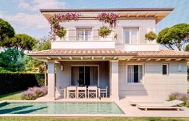 15غرفة ویلا  Pietrasanta, ایتالیا. 1,230,000 €