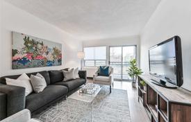 آپارتمان  – East York, تورنتو, انتاریو,  کانادا. C$949,000