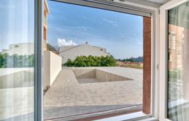 2غرفة آپارتمان  60 متر مربع Petrovac, مونته نگرو. 220,000 €