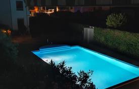 2غرفة آپارتمان  74 متر مربع Umag, کرواسی. 316,000 €