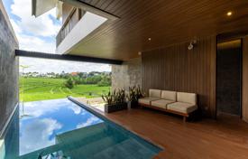 3غرفة ویلا  200 متر مربع Canggu, اندونزی. $432,000