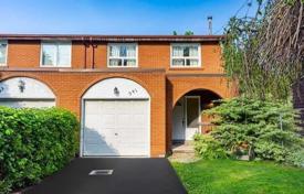  دو خانه بهم متصل – Woodbine Avenue, تورنتو, انتاریو,  کانادا. C$1,252,000