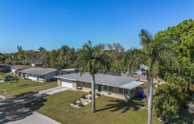 خانه  – Fort Myers, فلوریدا, ایالات متحده آمریکا. $450,000