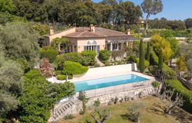 11غرفة دو خانه بهم چسبیده La Colle-sur-Loup, فرانسه. 2,499,000 €
