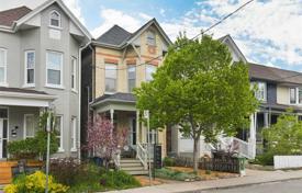 خانه  – Brock Avenue, Old Toronto, تورنتو,  انتاریو,   کانادا. C$1,943,000
