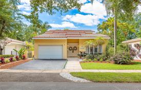دو خانه بهم چسبیده – Coral Gables, فلوریدا, ایالات متحده آمریکا. $850,000