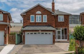 4غرفة خانه  Etobicoke, کانادا. C$1,208,000