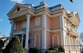 8غرفة ویلا  Sarıyer, ترکیه. $19,755,000