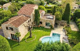 6غرفة ویلا  Le Rouret, فرانسه. 1,399,000 €