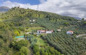 15غرفة ویلا  Capezzano Pianore, ایتالیا. 2,500,000 €