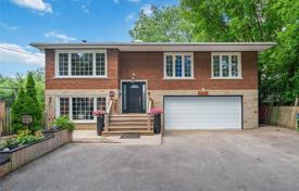 خانه  – اسکاربرو، تورنتو, تورنتو, انتاریو,  کانادا. C$1,363,000
