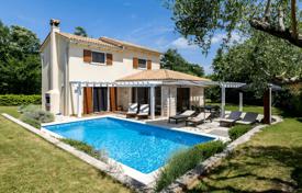 5غرفة خانه  170 متر مربع Barban, کرواسی. 559,000 €