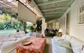 7غرفة ویلا  449 متر مربع Estepona, اسپانیا. 2,100,000 €