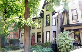  دو خانه بهم متصل – Old Toronto, تورنتو, انتاریو,  کانادا. C$2,220,000
