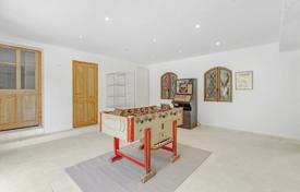 10غرفة ویلا  Bormes-les-Mimosas, فرانسه. 1,650,000 €