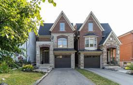 خانه  – Etobicoke, تورنتو, انتاریو,  کانادا. C$1,629,000