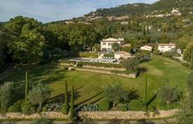 14غرفة ویلا  گراس, فرانسه. 6,900,000 €